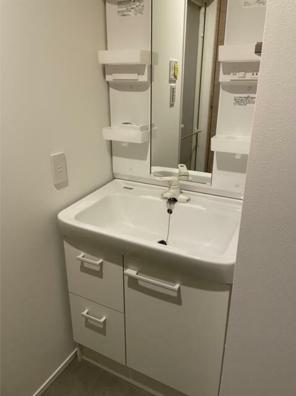 洗面設備　嬉しい独立洗面台