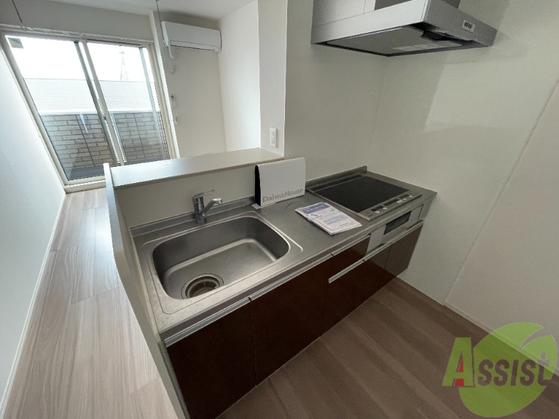 キッチン　キッチンは２口コンロのシステムキッチンです。いかがでしょうか