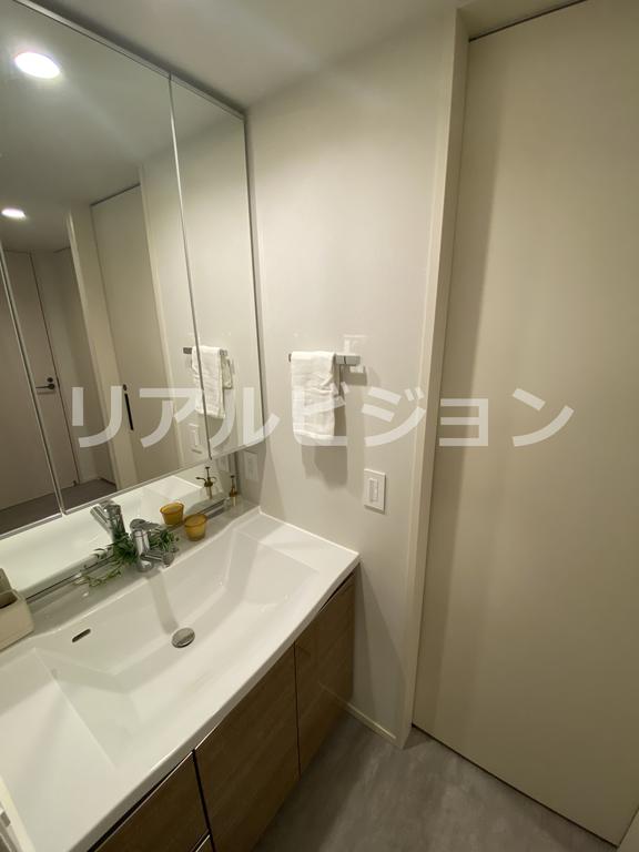 洗面設備　モデルルームです。