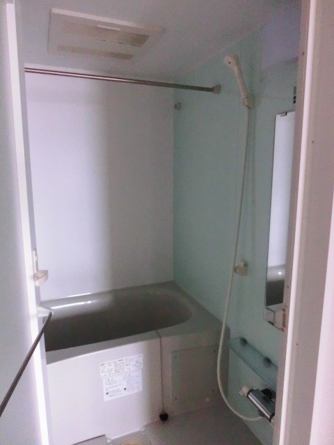 バス・シャワールーム　※写真は別のお部屋です。現況を優先させていただきます。