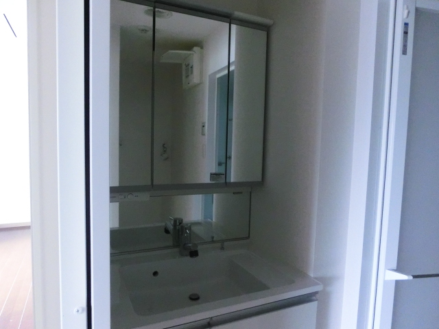 洗面設備　※写真は別のお部屋です。現況を優先させていただきます。