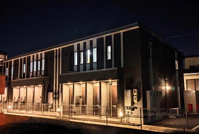 建物外観　外観写真（夜）