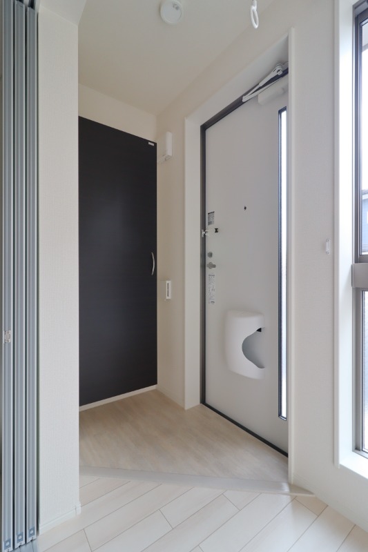 玄関　図面と現状に相違がある場合には現状を優先