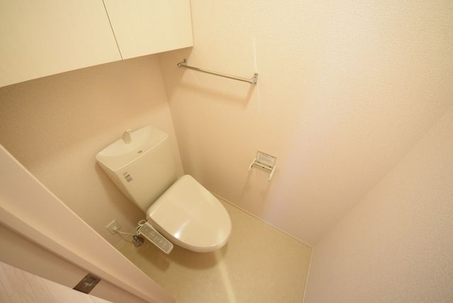 トイレ　別部屋参考写真