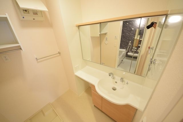 洗面設備　別部屋参考写真