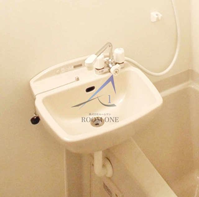 洗面設備　洗面台です。