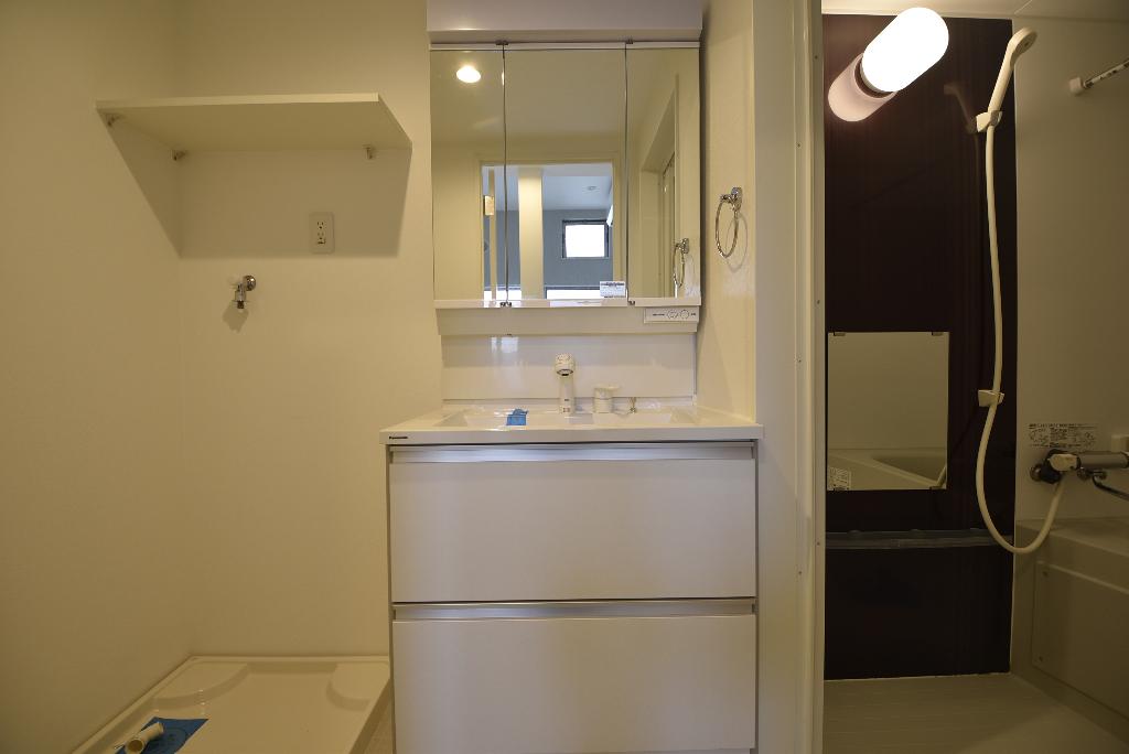 洗面設備　洗髪洗面化粧台