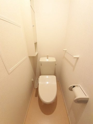 トイレ　トイレもきれいです