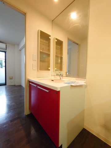 洗面設備　エルミタージュ池袋の独立洗面台