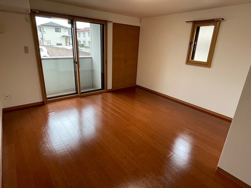 居室・リビング　2面採光、角部屋