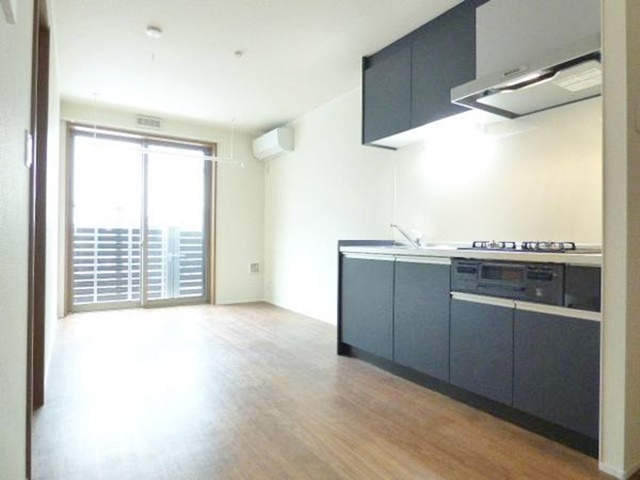 居室・リビング　同建物別号室参考写真