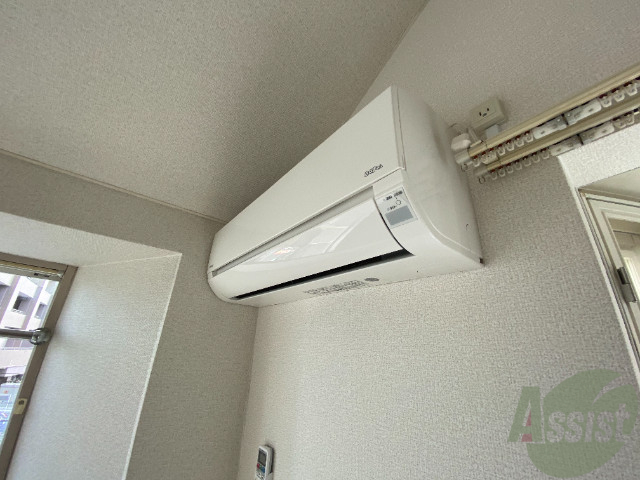その他設備　エアコンは黄ばみもなく、快適のに使えそうです。