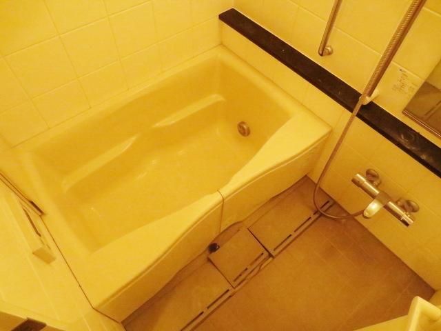 バス・シャワールーム　★ゆったりバスルームです★