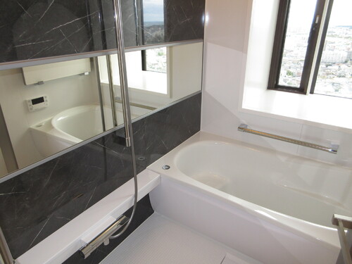 バス・シャワールーム　浴室