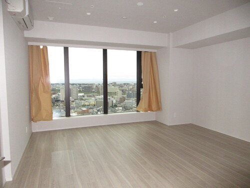 居室・リビング　リビング・ダイニング・キッチン（１８．９畳）