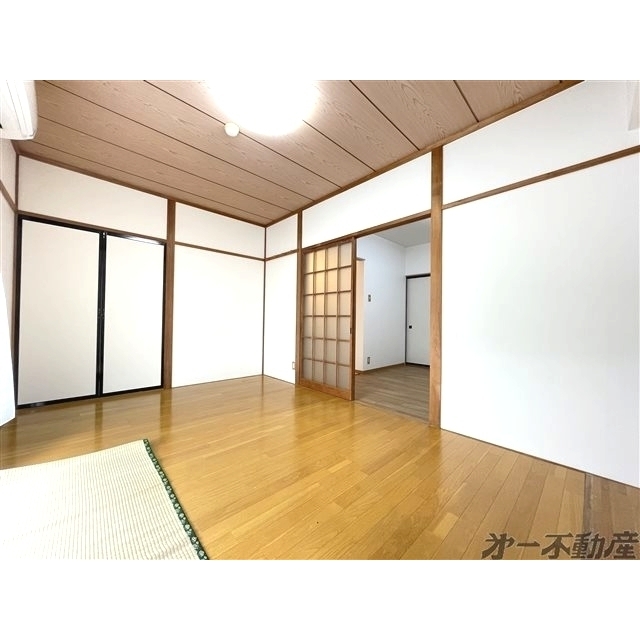 建物外観　洋室