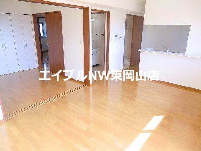 居室・リビング　リビング