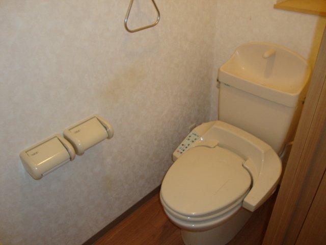 トイレ　シャワー付トイレ