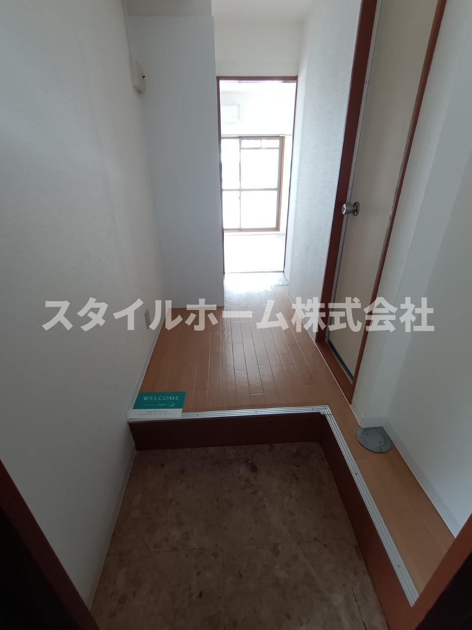 玄関　同建物内別部屋の写真です。