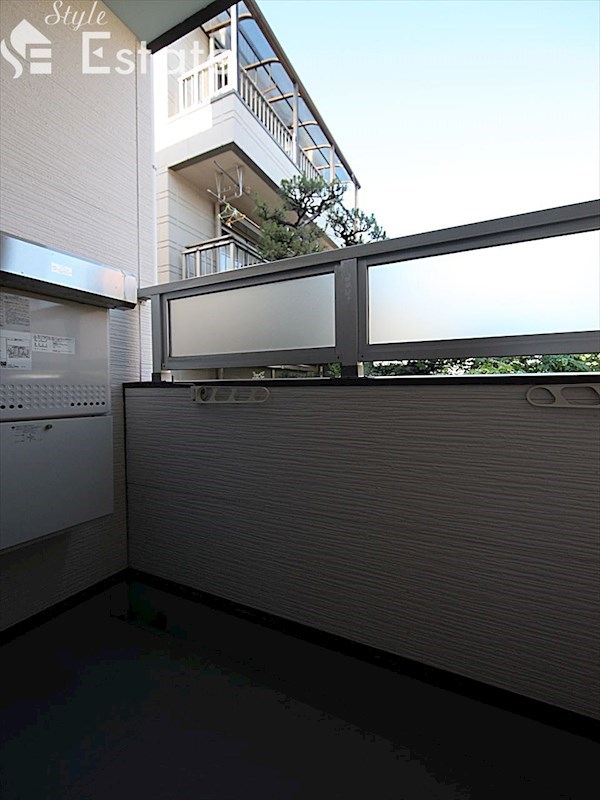 バルコニー　バルコニー