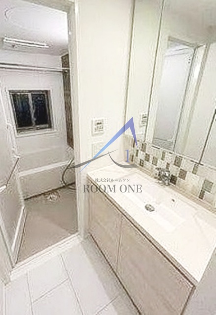 洗面設備　洗面台です。