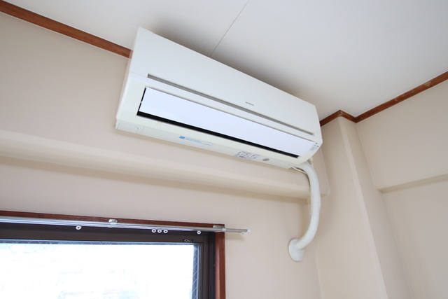 その他設備　和室のエアコンです