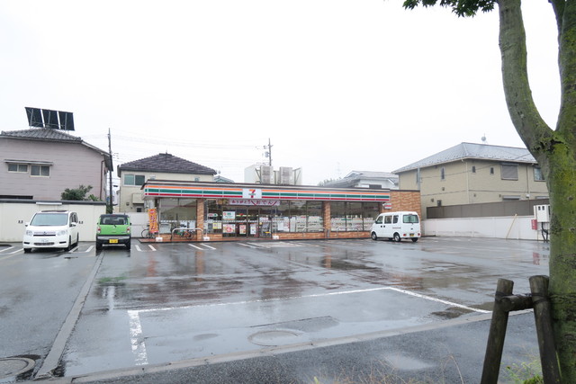 コンビニ　セブンイレブン青梅河辺東店（コンビニ）まで200m