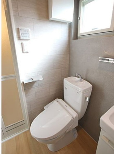 トイレ　別部屋画像参照