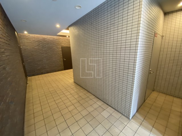 ロビー　インテリジェンス御堂　ロビー