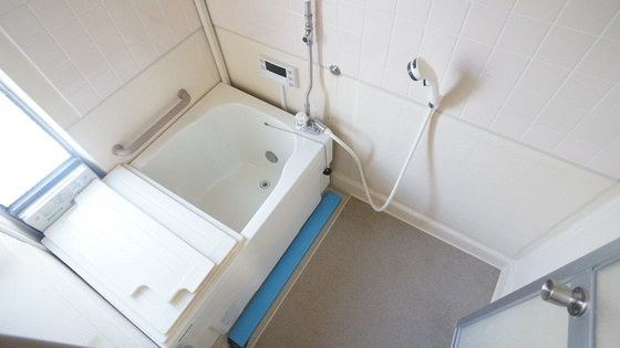 バス・シャワールーム