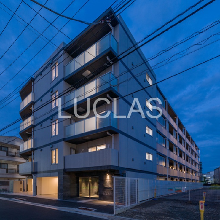 建物外観　『想いの先を照らし出す。』信頼が必要だからこそ、弊社へお任せ