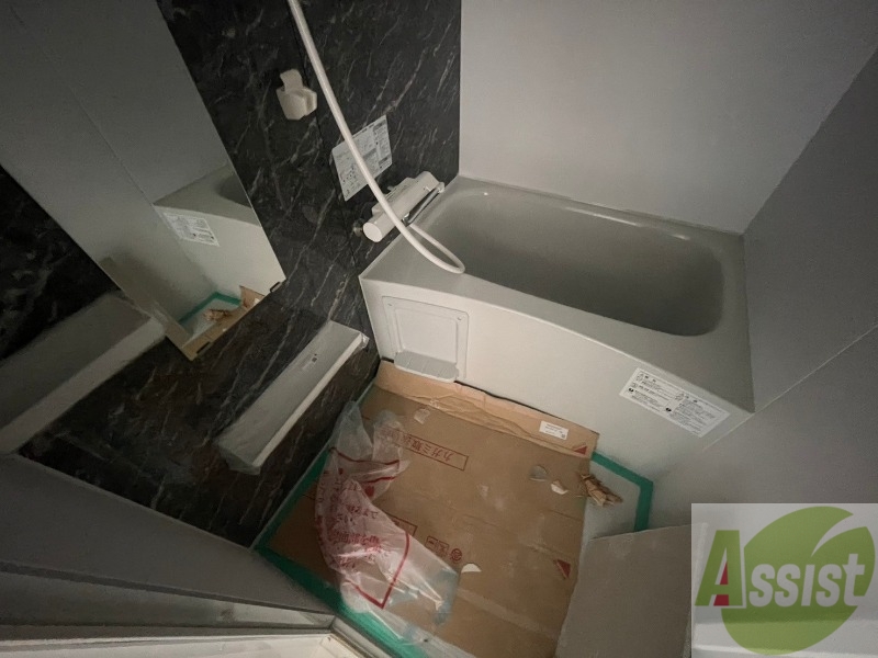 バス・シャワールーム　お風呂になります。一日の疲れを癒してくださいね。