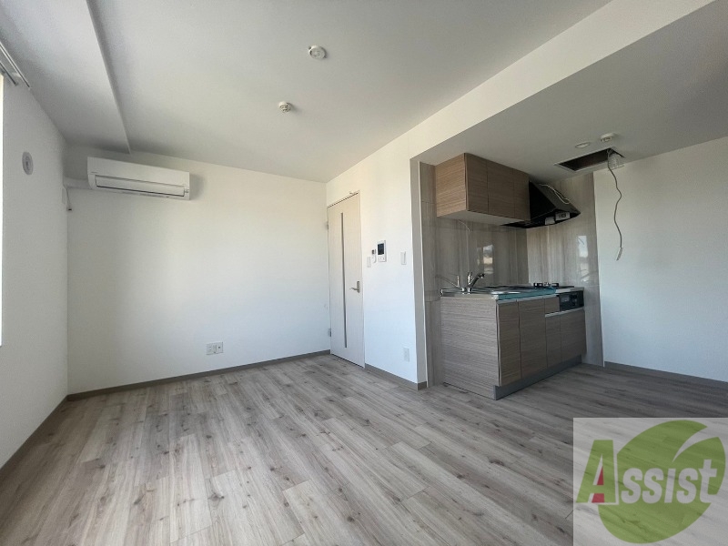 居室・リビング　広々としたリビングですね。使い勝手がよさそうですね！