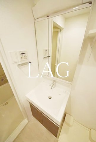 洗面設備　洗面台です。