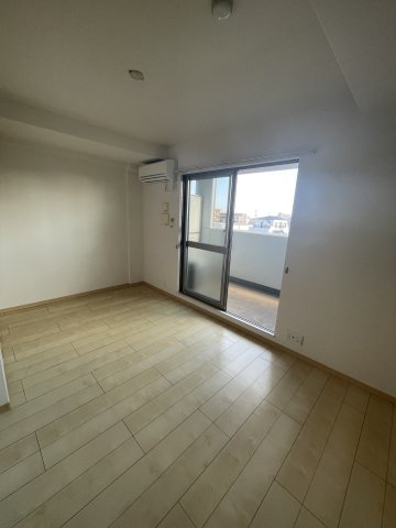 その他部屋・スペース　使い勝手のいい寝室です