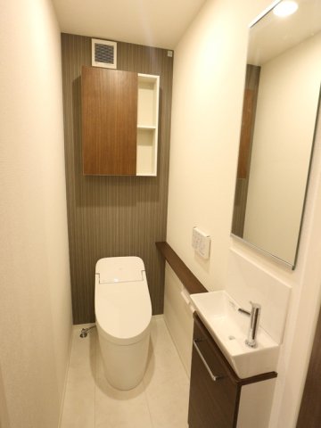 トイレ　別号室参考写真