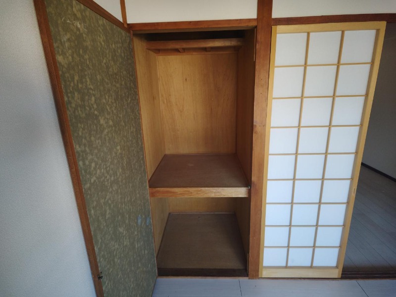 収納　別号室