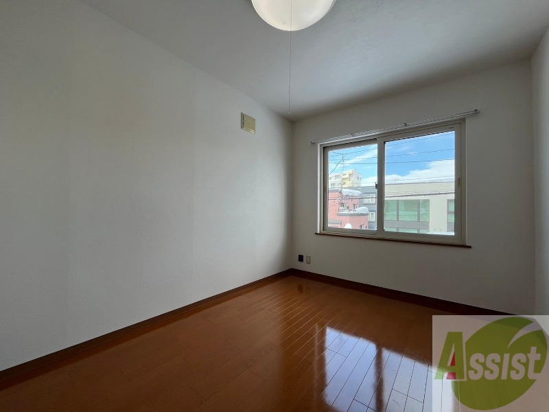 その他部屋・スペース　寝室です。部屋をどう使うかはあなた次第です！