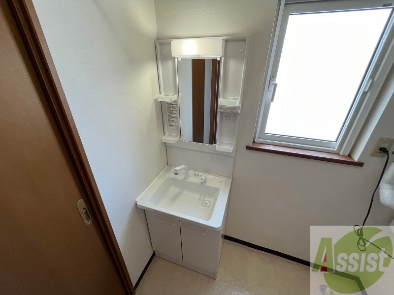 洗面設備　シャンプードレッサーで身支度もラクラクです！