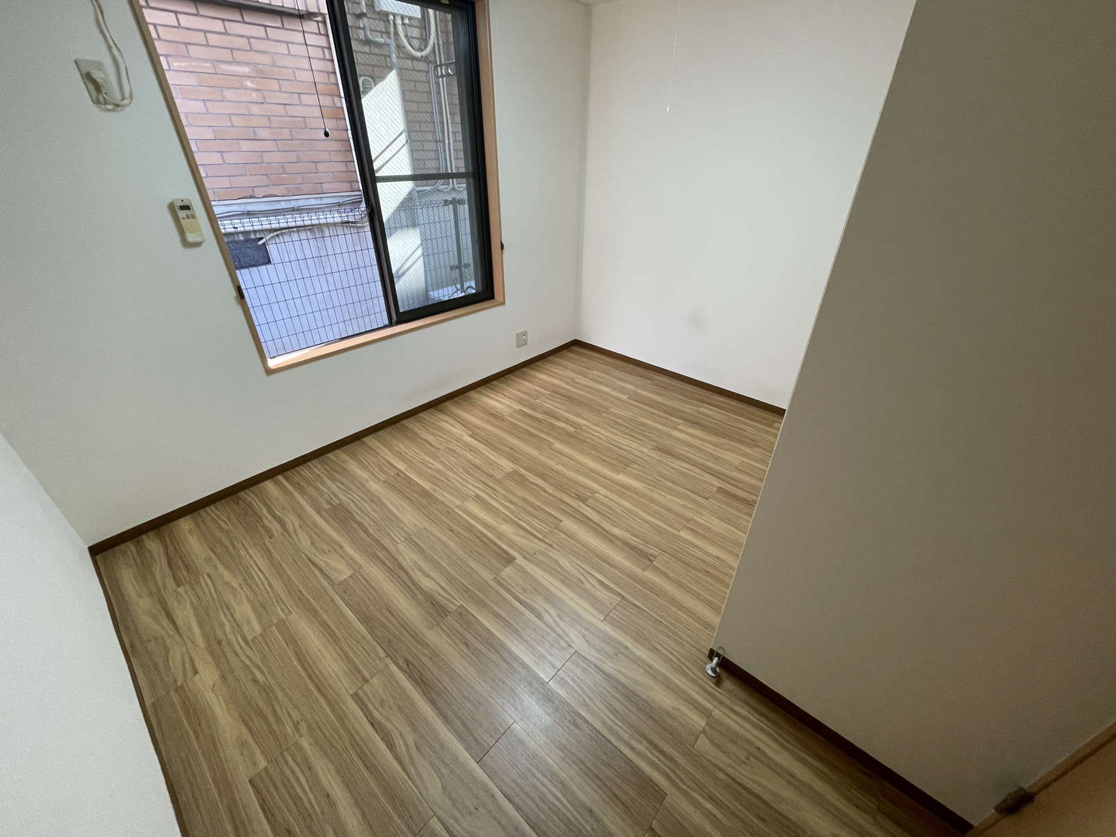 トイレ　※同物件別号室の参考写真です。