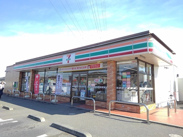 コンビニ　セブン－イレブン　小山雨ヶ谷新田店（コンビニ）まで493m