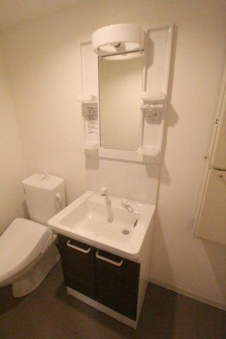 洗面設備　エクスフォート板橋　板橋区板橋３