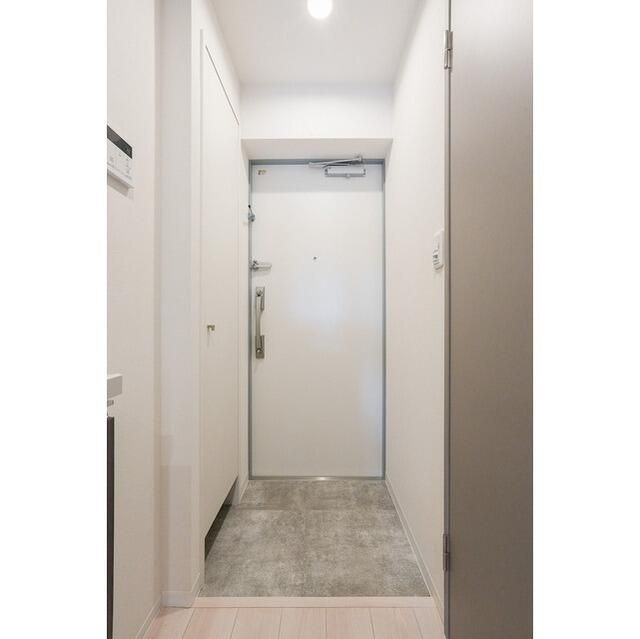 玄関　落ち着いた玄関です