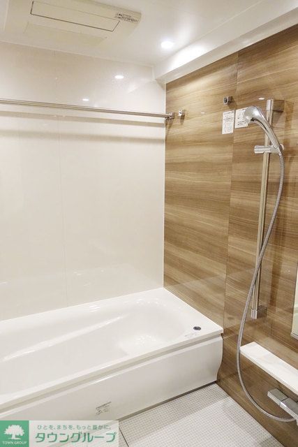 バス・シャワールーム　※写真は同タイプ住戸です。