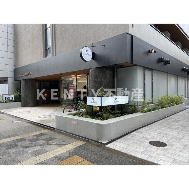 エントランス　ゆとりのあるエントランスです