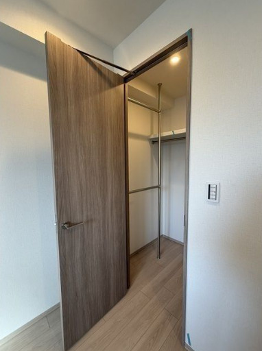 収納　写真は同タイプ住居です