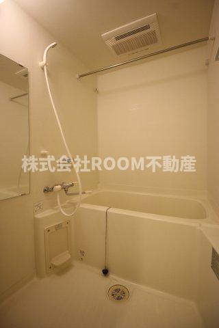 バス・シャワールーム　日々の疲れを癒すお風呂付です