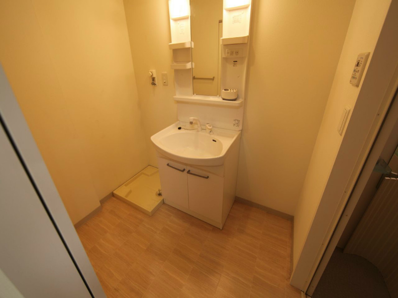 洗面設備　脱衣所　シャンプードレッサー