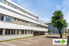 中学校　札幌市立中央中学校（中学校）まで1129m