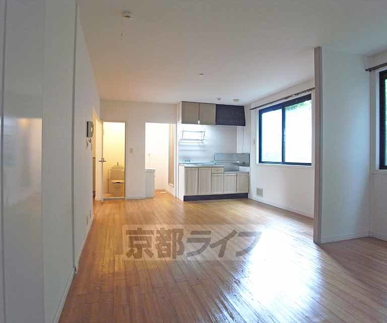 居室・リビング　綺麗なお部屋です。